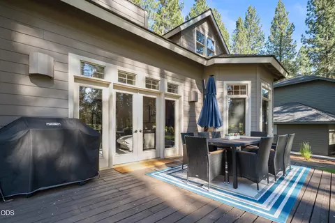 Exterior - 60775 Currant Way, Bend, OR 97702 photo 5 of 7