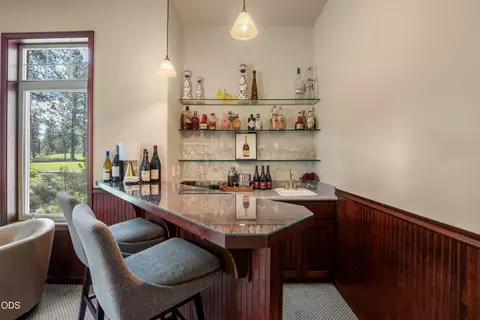 Dining - 60775 Currant Way, Bend, OR 97702 photo 3 of 5