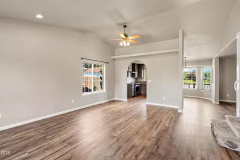 Living - 677 Cedar Wood Dr, Eagle Point, OR 97524 photo 1 of 4