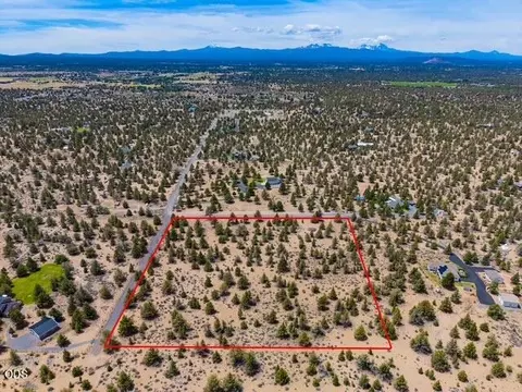 61030 Bacchus Ct, Bend, OR 97702 photo 4