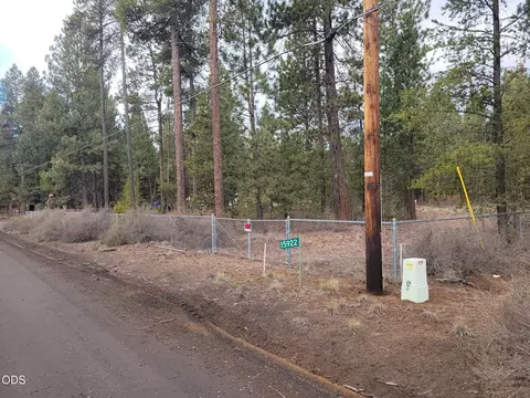 15922 Twin Dr, La Pine, OR 97739 photo 4