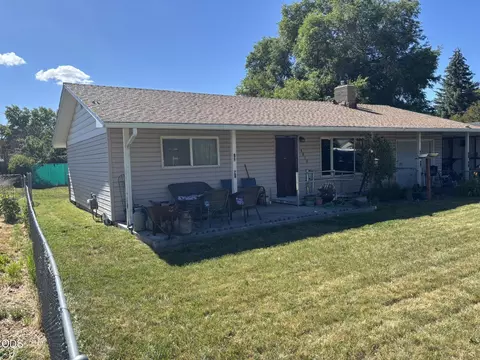4810 Derby Pl, Klamath Falls, OR 97603