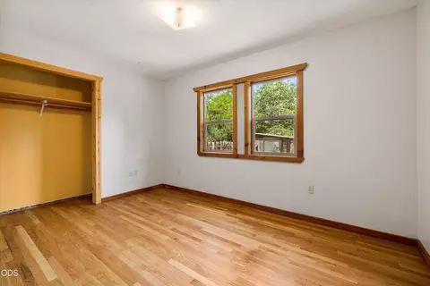 Bedroom - 606 NE 9th St, Bend, OR 97701 photo 3 of 4