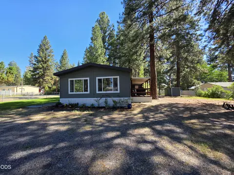Exterior - 305 S Charley Ave, Chiloquin, OR 97624 photo 4 of 8