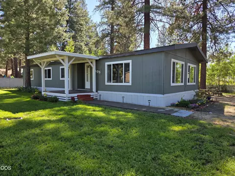 Exterior - 305 S Charley Ave, Chiloquin, OR 97624 photo 2 of 8