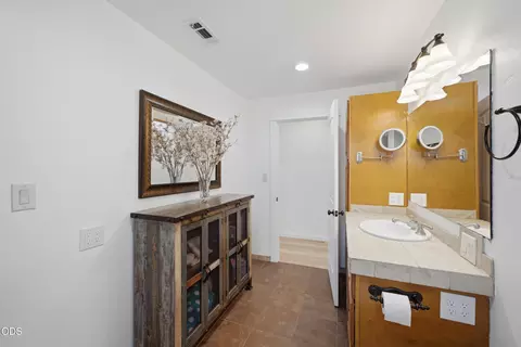 Bath - 16250 South Dr, La Pine, OR 97739 photo 2 of 5