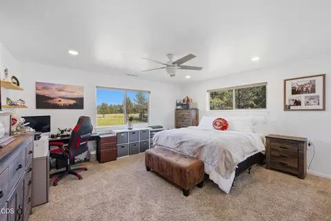 Bedroom - 16250 South Dr, La Pine, OR 97739 photo 1 of 6