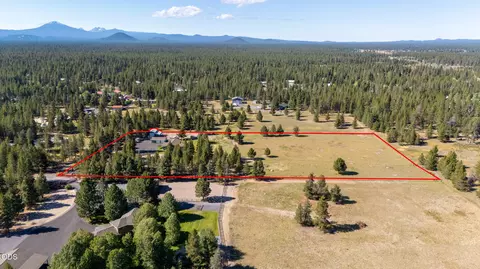 View/Area - 16250 South Dr, La Pine, OR 97739 photo 2 of 8