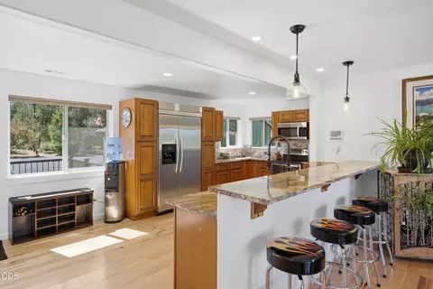 Kitchen - 16250 South Dr, La Pine, OR 97739 photo 5 of 5