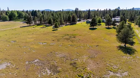 View/Area - 16250 South Dr, La Pine, OR 97739 photo 7 of 8