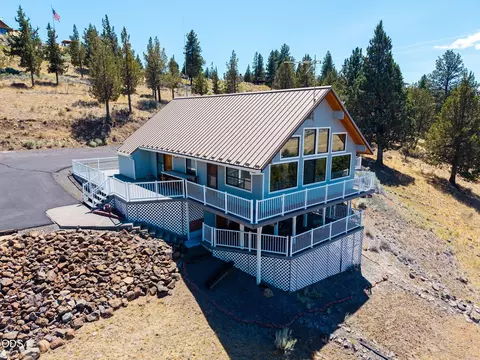 4252 SW Lakeview, Culver, OR 97734