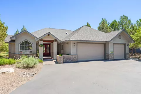 474 Tanager Dr, Redmond, OR 97756