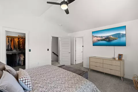 Other - 1142 N Haskell St, Central Point, OR 97502 photo 3 of 6