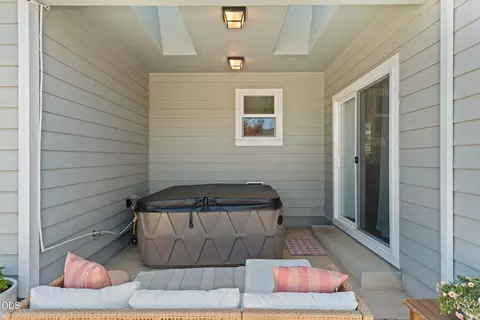 Other - 1142 N Haskell St, Central Point, OR 97502 photo 5 of 6