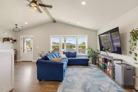 Living - 1031 Ruby Meadows Dr, Eagle Point, OR 97524 photo 1 of 3