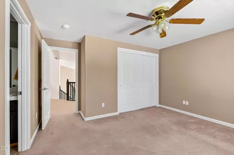 Bedroom - 19870 Powers Rd, Bend, OR 97702 photo 5 of 7