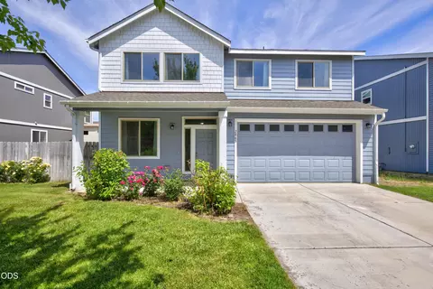 2865 SW Indian Pl, Redmond, OR 97756