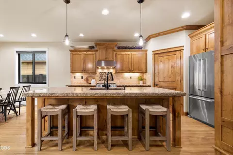 Kitchen - 20158 Stonegate Dr, Bend, OR 97702 photo 1 of 5