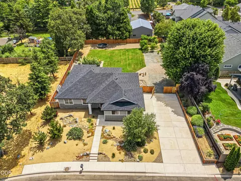 1609 Pacific Ln, Phoenix, OR 97535 photo 42