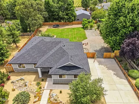 1609 Pacific Ln, Phoenix, OR 97535 photo 41