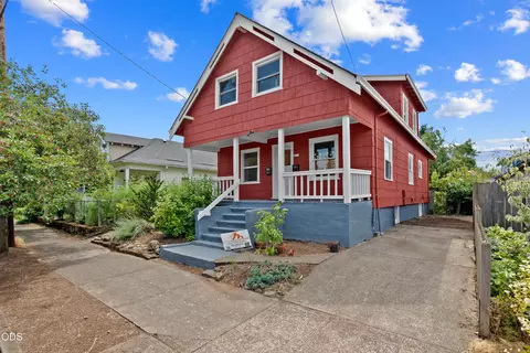 Undisclosed, Portland, OR 97206