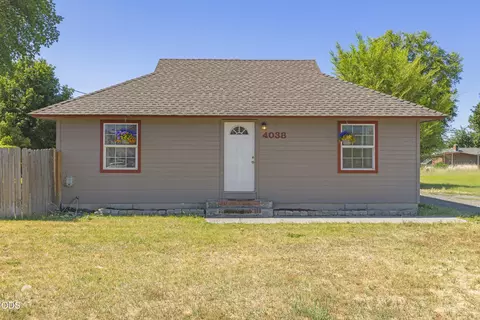 4038 Sturdivant Ave, Klamath Falls, OR 97603