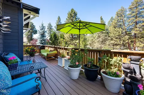 Exterior - 61057 SE Ruby Peak Ln, Bend, OR 97702 photo 3 of 7
