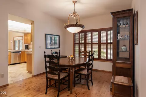 Dining - 60894 Willow Creek Loop, Bend, OR 97702 photo 2 of 3