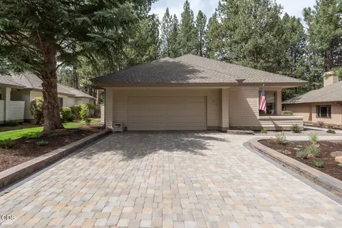 Exterior - 60894 Willow Creek Loop, Bend, OR 97702 photo 1 of 10