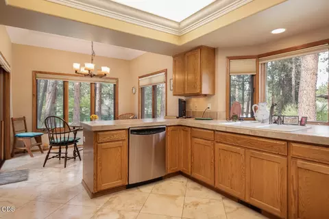 Kitchen - 60894 Willow Creek Loop, Bend, OR 97702 photo 1 of 3