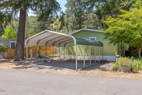 537 Thompson Creek Rd UNIT 25, Applegate, OR 97530 photo 4