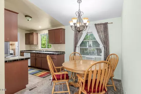 537 Thompson Creek Rd UNIT 25, Applegate, OR 97530 photo 11