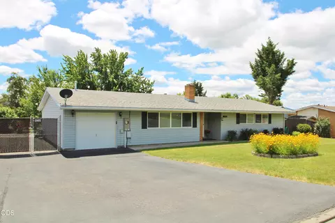 10016 Mcguire Ave, Klamath Falls, OR 97603