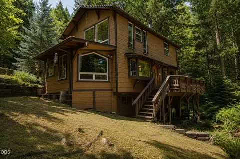 3727 Coyote Creek Rd, Wolf Creek, OR 97497
