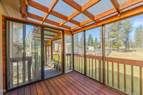 Exterior - 52555 Railroad St, La Pine, OR 97739 photo 2 of 10