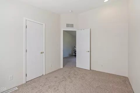 Bedroom - 52555 Railroad St, La Pine, OR 97739 photo 5 of 5