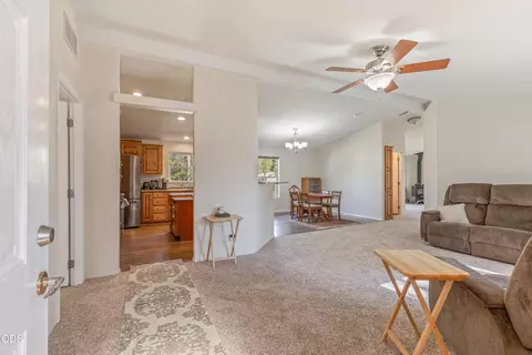 Entry Way - 52555 Railroad St, La Pine, OR 97739 photo 1 of 2