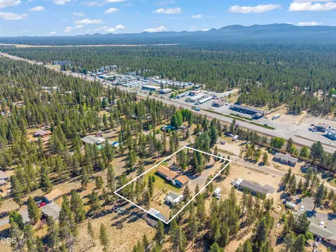 View/Area - 52555 Railroad St, La Pine, OR 97739 photo 3 of 3