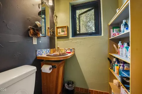Bath - 22945 Timland Ln, Bend, OR 97702 photo 1 of 4