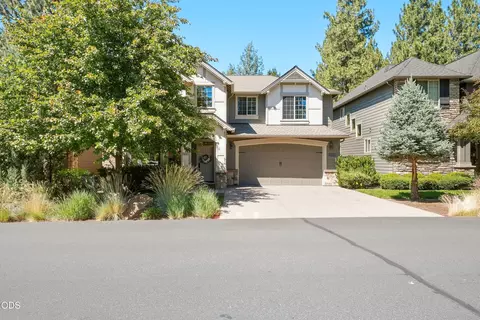 Exterior - 20106 Stonegate Dr, Bend, OR 97702 photo 13 of 14