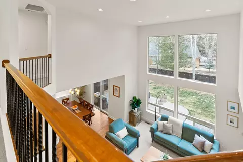 Entry Way - 20106 Stonegate Dr, Bend, OR 97702 photo 1 of 1
