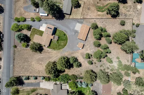 19580 Apache Rd, Bend, OR 97702 photo 5