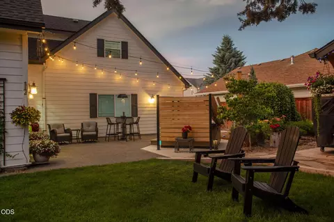 Exterior - 3340 NE Stonebrook Loop, Bend, OR 97701 photo 17 of 29