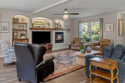 Living - 3340 NE Stonebrook Loop, Bend, OR 97701 photo 2 of 3