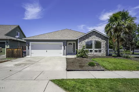 1700 Kaufman Way, Medford, OR 97501