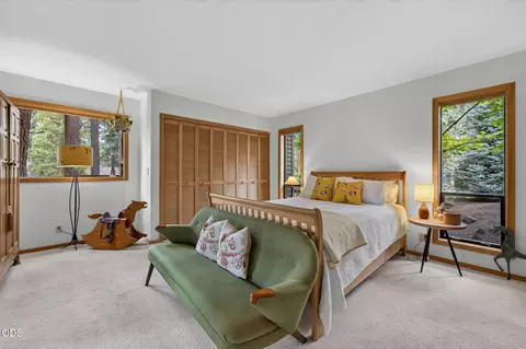 Bedroom - 20369 Big Bear Ct, Bend, OR 97702 photo 4 of 6