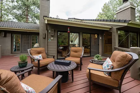 Exterior - 20369 Big Bear Ct, Bend, OR 97702 photo 8 of 27