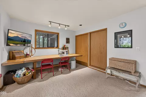 Other - 20369 Big Bear Ct, Bend, OR 97702 photo 7 of 14