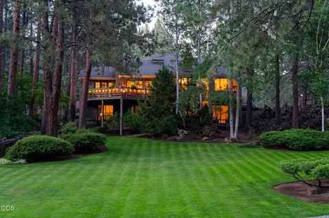 Exterior - 20369 Big Bear Ct, Bend, OR 97702 photo 22 of 27