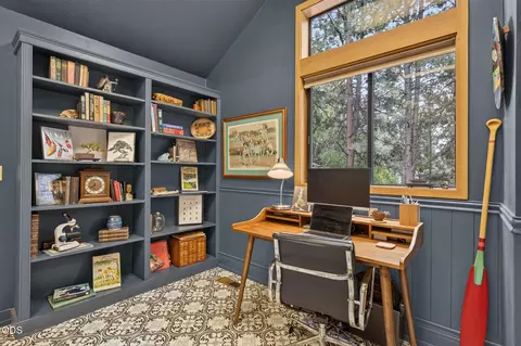 Other - 20369 Big Bear Ct, Bend, OR 97702 photo 5 of 14